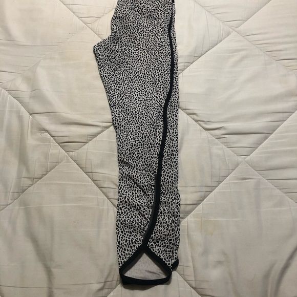 Lululemon Workout Pants - Picture 3 of 4